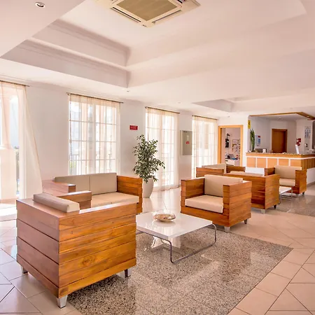Aquamar Apartahotel 3*