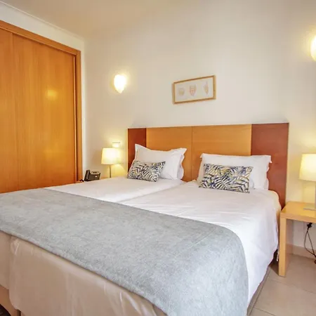 Aquamar Apartmanhotel 3*