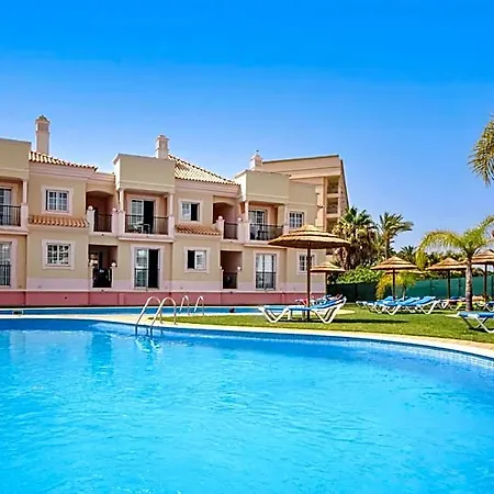 Aquamar Aparthotel